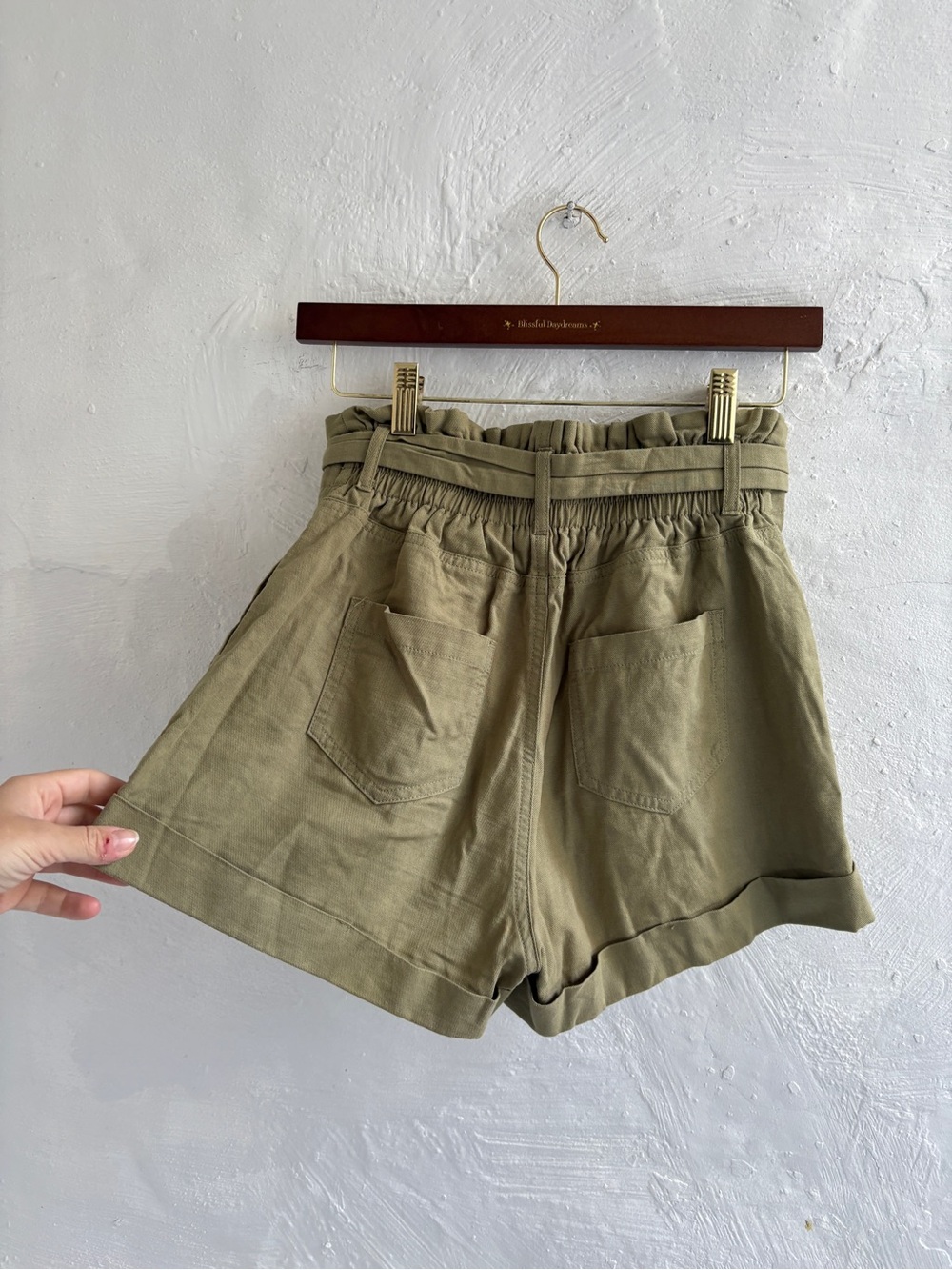 Womans High Rise Paperbag Short size medium - Picture 6 of 6